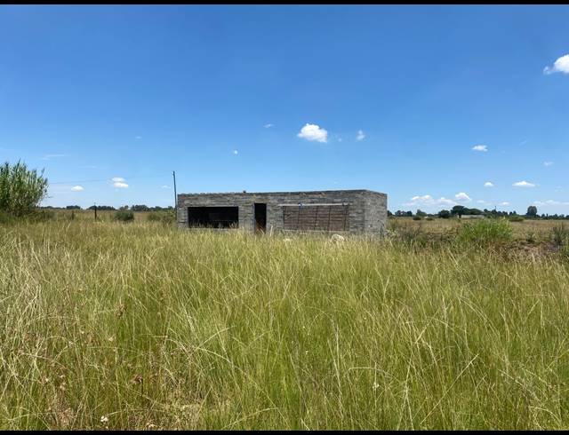 2 BEDROOM FREESTANDING FOR SALE IN NANESCOL